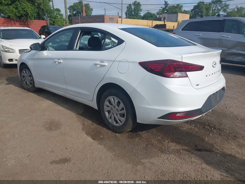 2020 HYUNDAI ELANTRA SE · Photo 3