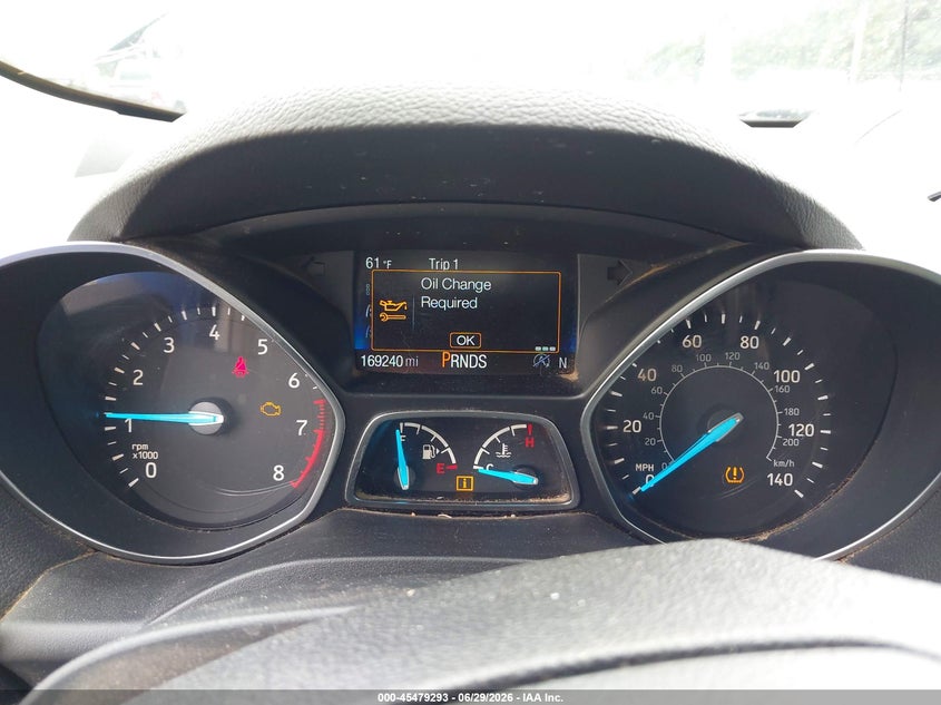 VIN: 1FMCU9GD4JUD05747 2018 FORD ESCAPE SE