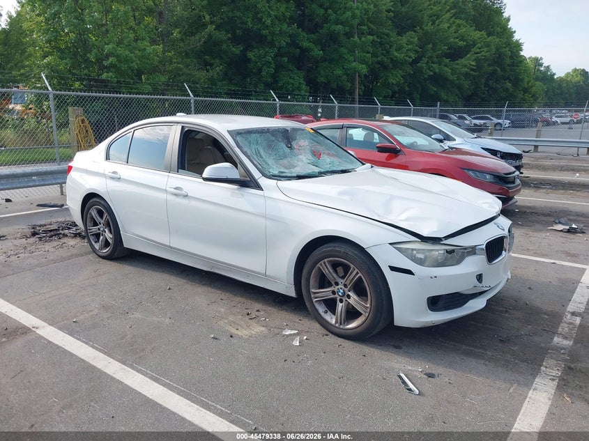 Vin: wba3b1c57fk137550, lot: 45977513, bmw 320i 2015 img_1