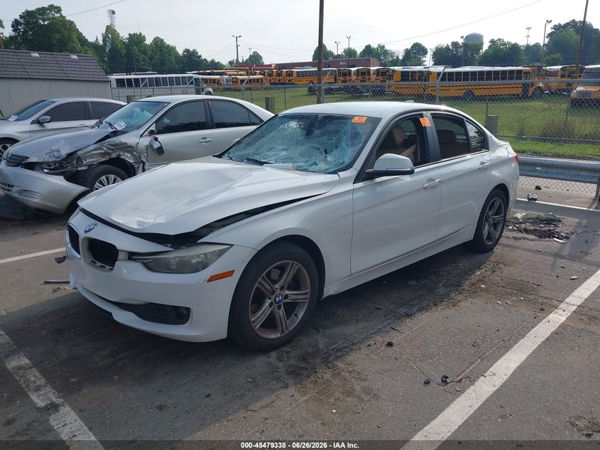 Vin: wba3b1c57fk137550, lot: 45977513, bmw 320i 20152