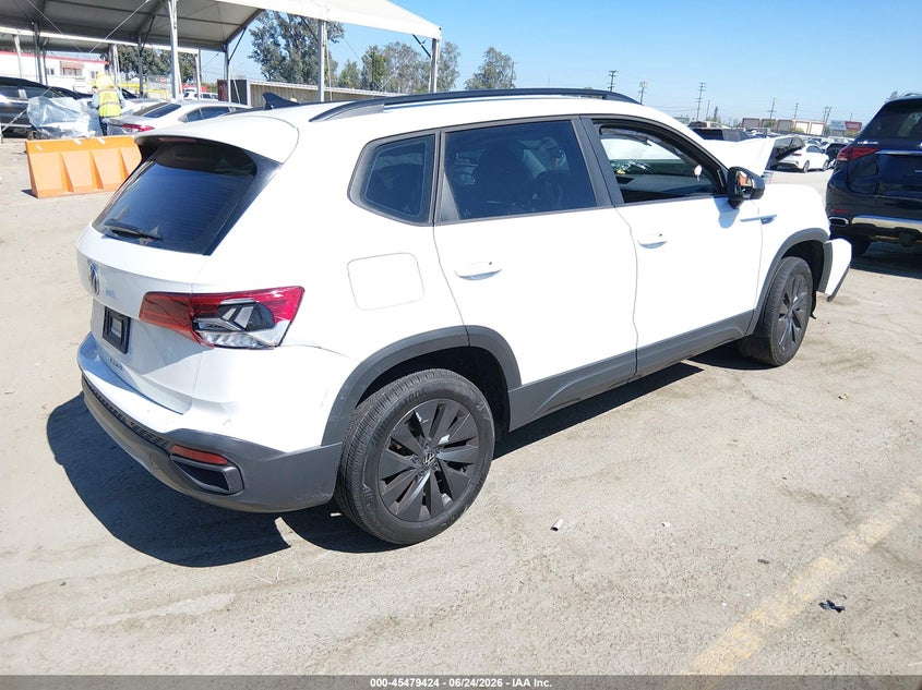 2022 VOLKSWAGEN TAOS auction photo 4