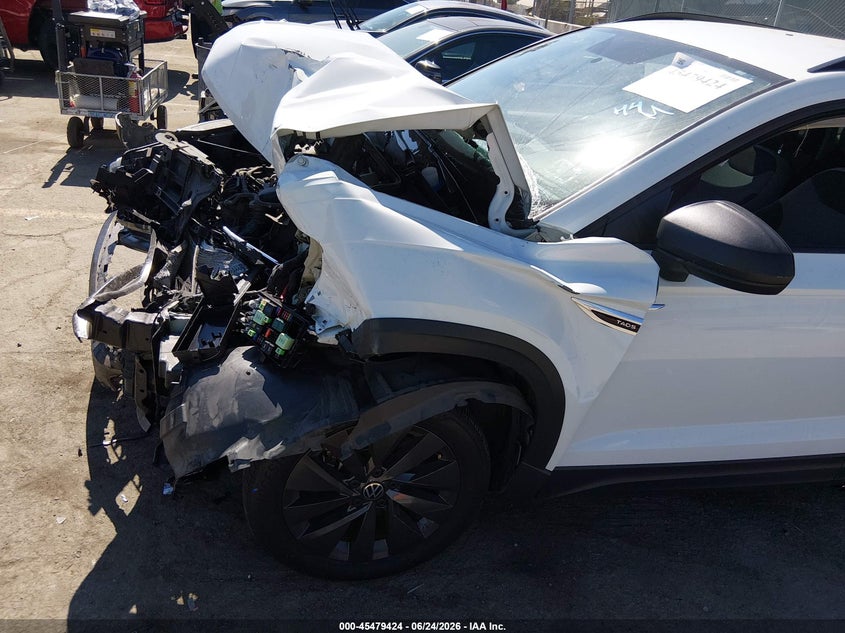 2022 VOLKSWAGEN TAOS auction photo 6