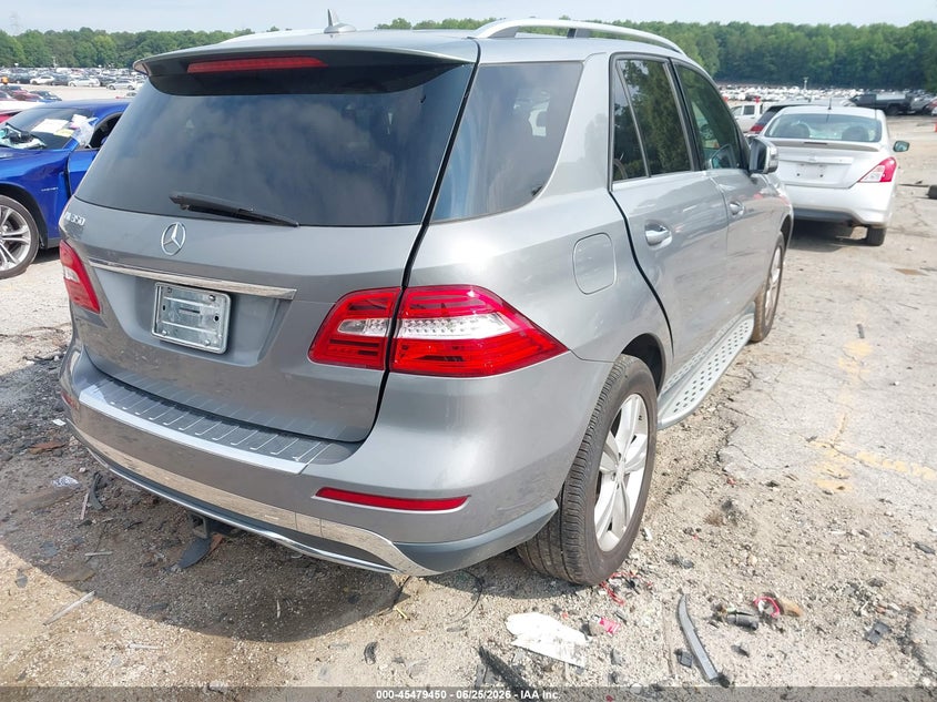 2013 MERCEDES-BENZ ML 350 auction photo 4