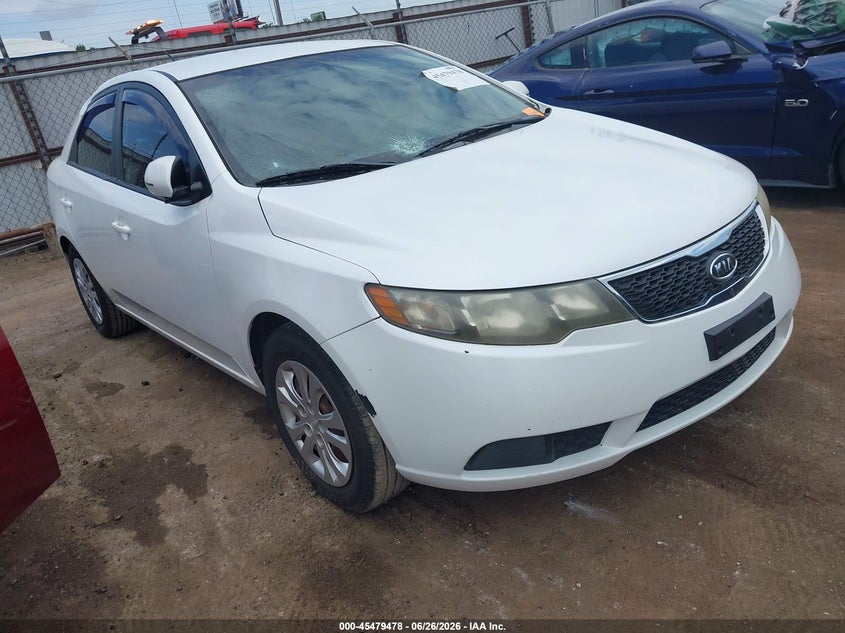 2013 KIA FORTE SEDAN 2.0L I-4 DOHC, VVT, 156HP