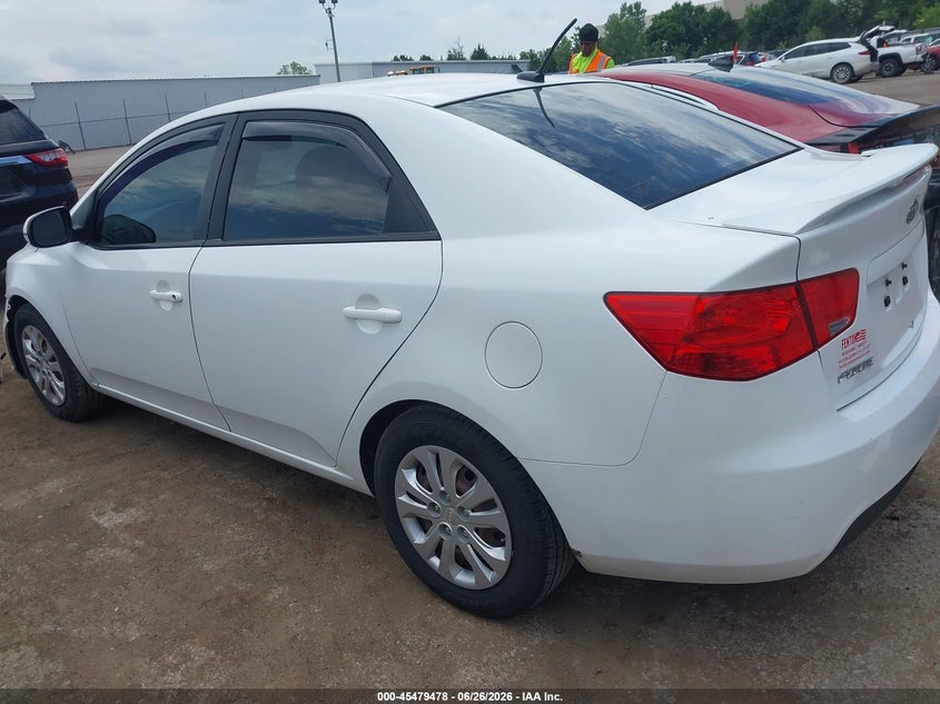 2013 KIA FORTE SEDAN 2.0L I-4 DOHC, VVT, 156HP