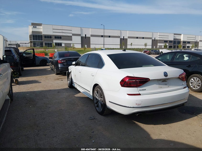 2017 VOLKSWAGEN PASSAT auction photo 3