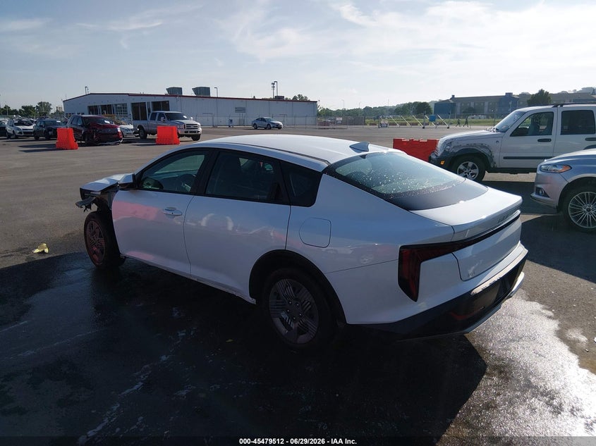 Vin: 3kpft4de5se213020, lot: 45977687, kia k4 lx 20253