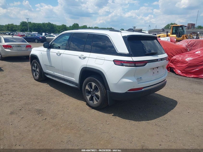 2023 JEEP GRAND CHEROKEE 4XE auction photo 3