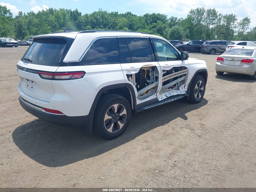 2023 JEEP GRAND CHEROKEE 4XE auction photo 4