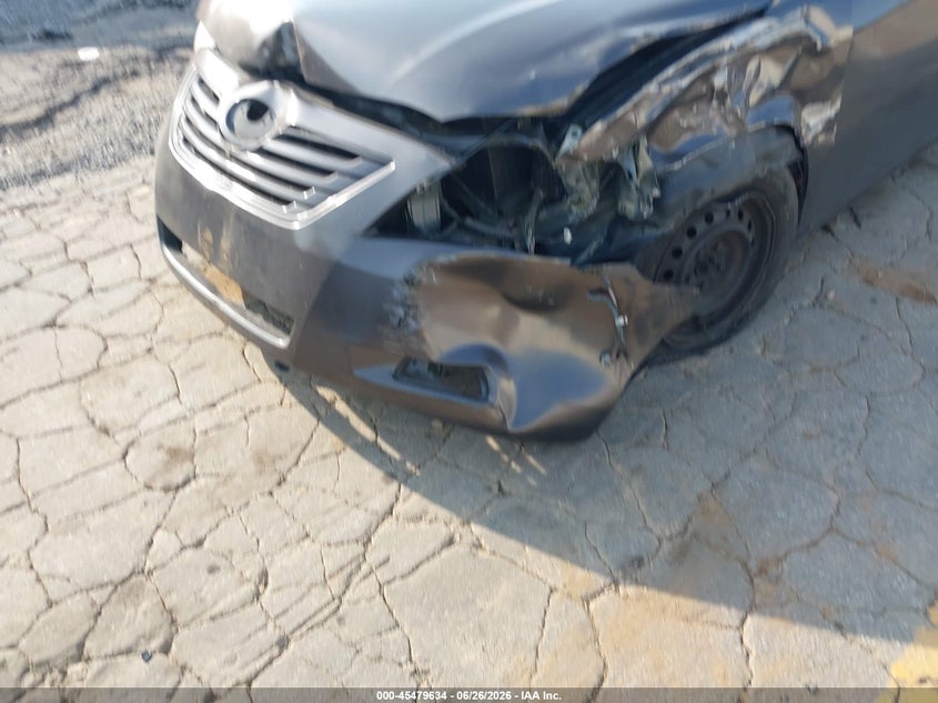 2009 TOYOTA CAMRY auction photo 6