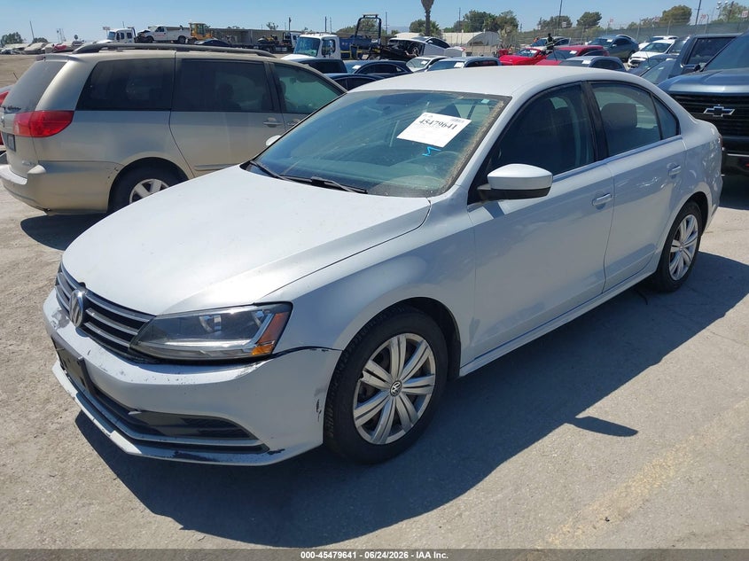 2017 Volkswagen Jetta, Неизвестно, IAAI, VIN 3VW2B7AJ0HM377033 — фото 2