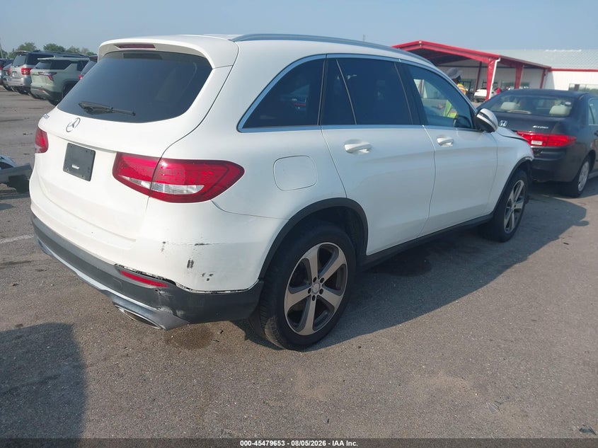 Vin: wdc0g4jb7hf167171, lot: 45977828, mercedes-benz glc 300 20174