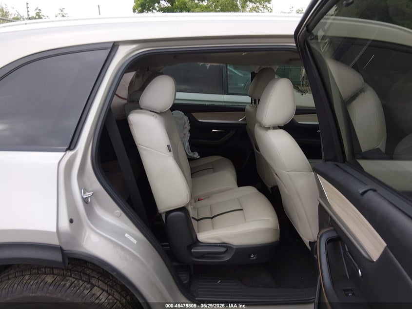 2024 Mazda Cx-90 3.3 Turbo Preferred VIN: JM3KKBHD1R1116621 Lot: 45479805