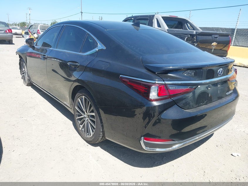 Vin: 58ada1c18nu024382, lot: 45977983, lexus es 300h 20223