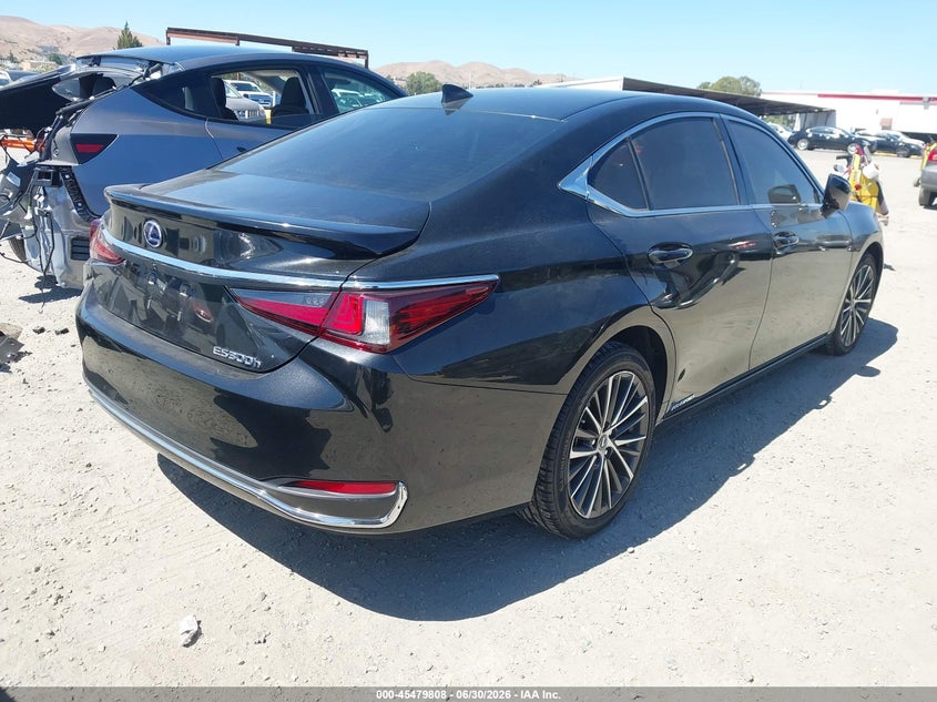 Vin: 58ada1c18nu024382, lot: 45977983, lexus es 300h 20224