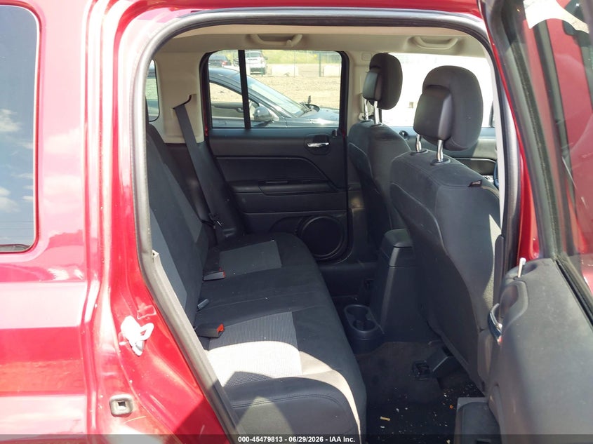 2014 JEEP PATRIOT auction photo 8