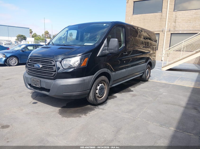 2018 FORD TRANSIT-150 auction photo 2