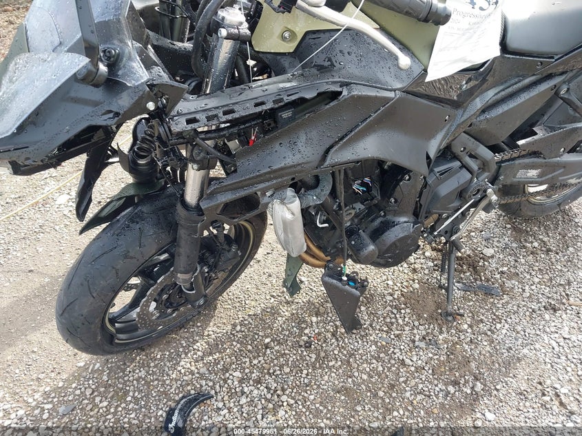 2024 Kawasaki Ex650 R VIN: ML5EXER1XRDAD5024 Lot: 45479951
