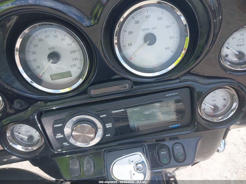 2008 Harley-Davidson Flhx VIN: 1HD1KB4188Y665527 Lot: 45480009