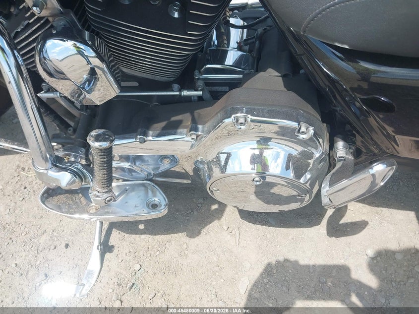 2008 Harley-Davidson Flhx VIN: 1HD1KB4188Y665527 Lot: 45480009