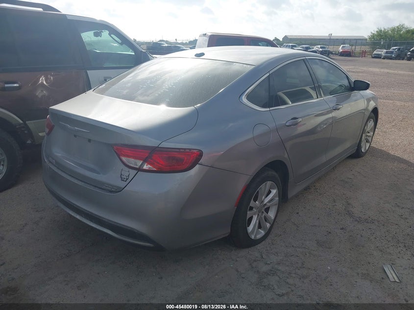 2015 CHRYSLER 200 auction photo 4