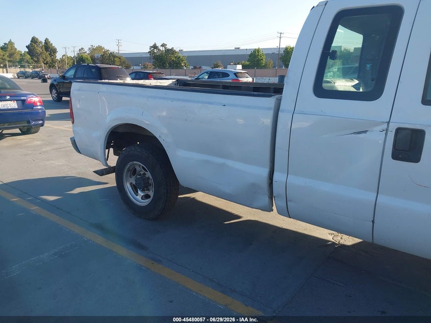 2000 FORD F-250 auction photo 6