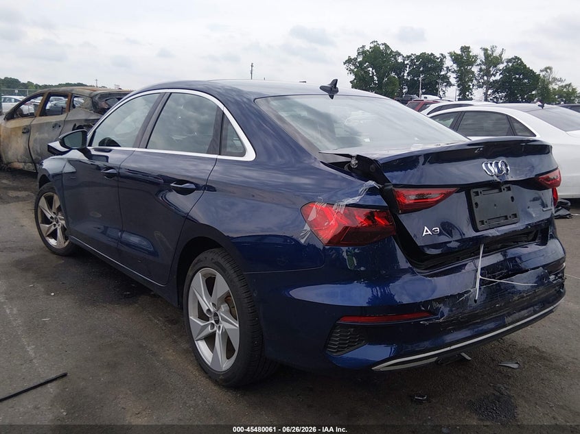 Vin: waugudgy8ra059761, lot: 45978236, audi a3 premium 40 tfsi quattro s tronic 20243