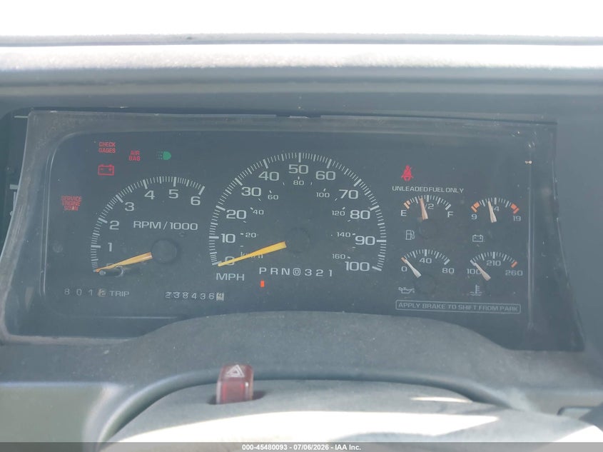 1999 GMC SUBURBAN auction photo 7