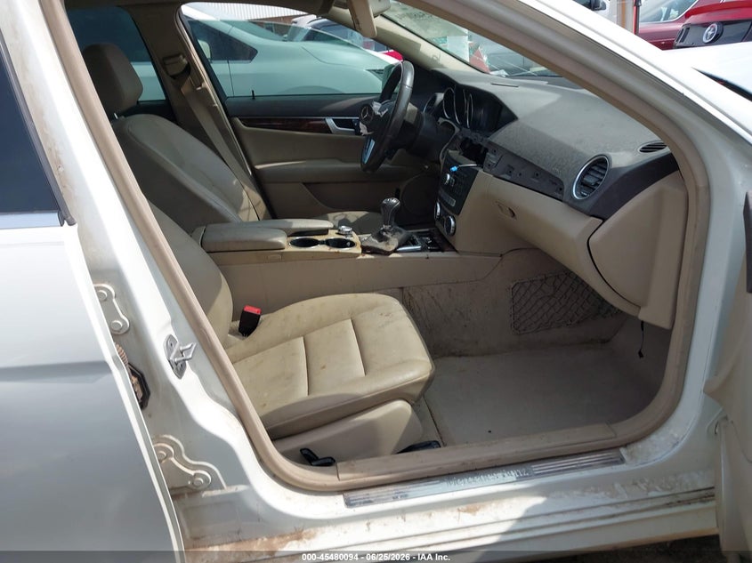 2012 MERCEDES-BENZ C 300 auction photo 5