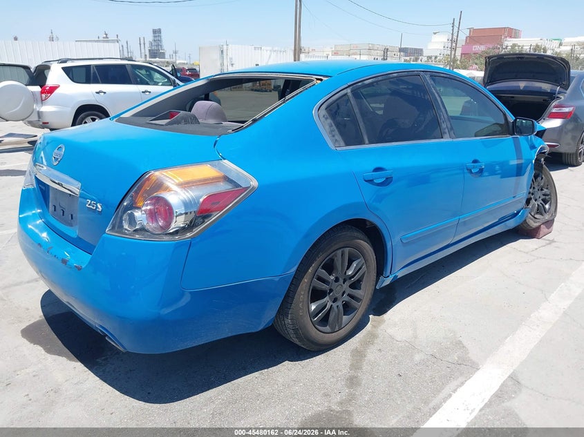 AtlanticExpress - Nissan Altima