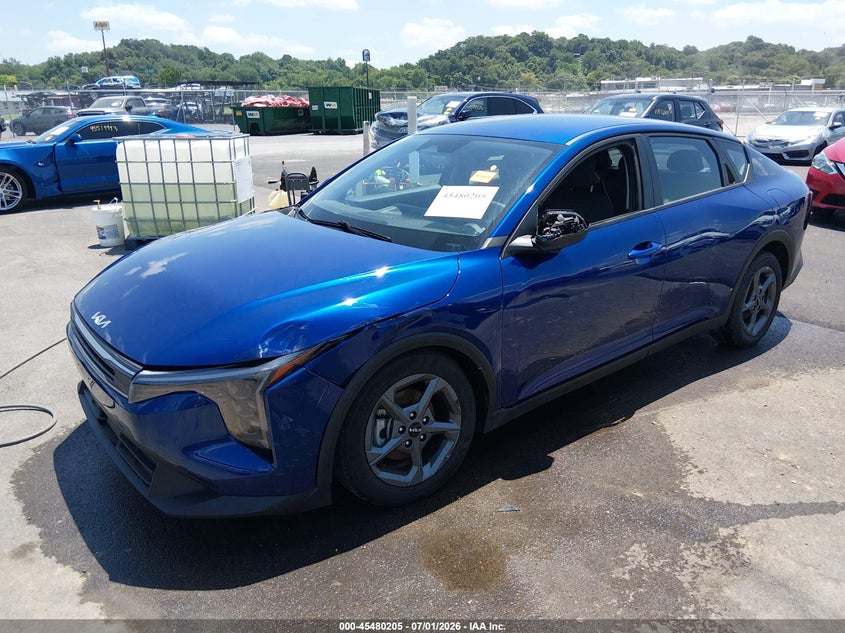 Vin: 3kpft4de3se119976, lot: 45978380, kia k4 lxs 20252
