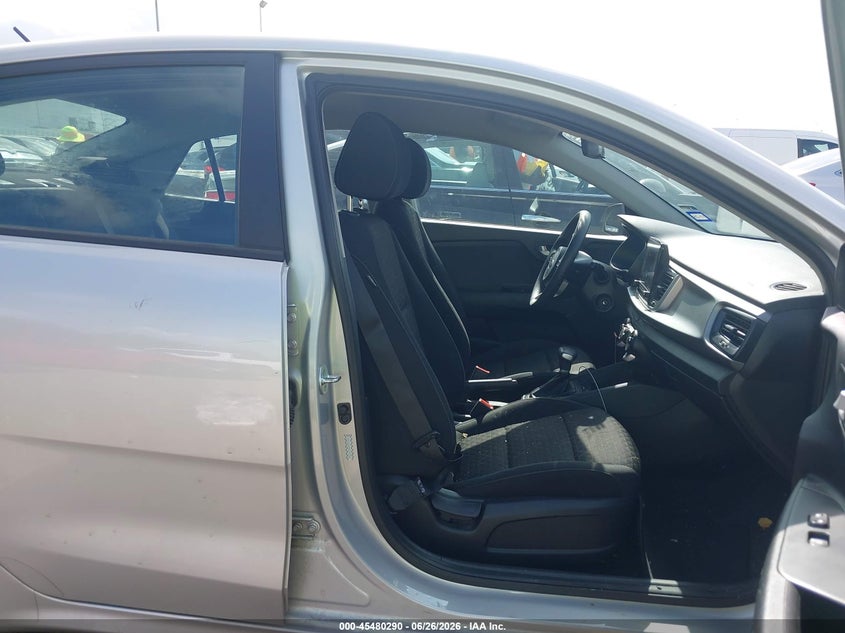 2021 KIA RIO auction photo 5