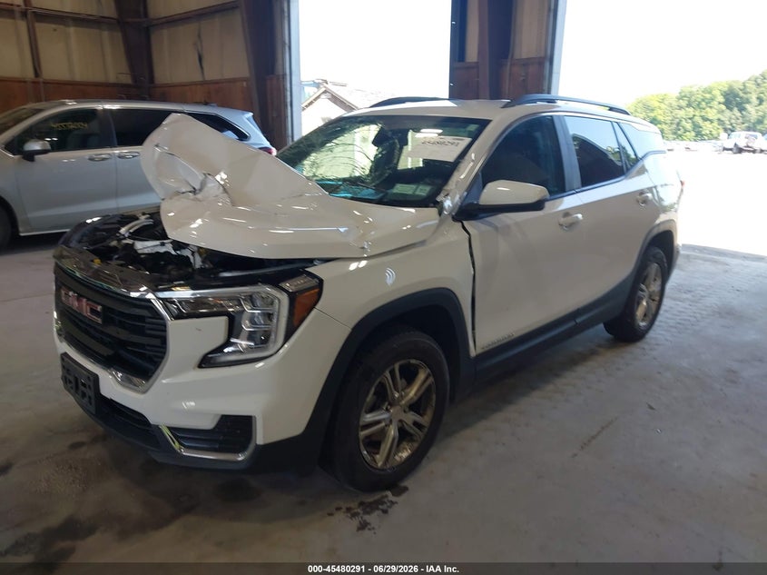 2022 GMC TERRAIN auction photo 2