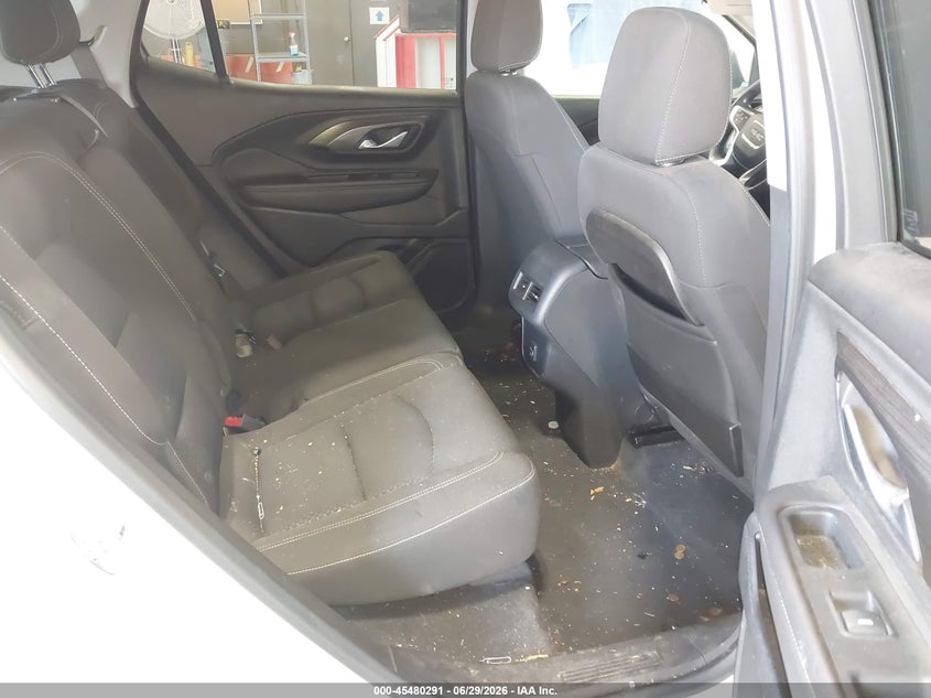 2022 GMC TERRAIN auction photo 8