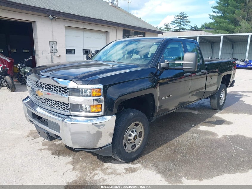 2019 Chevrolet Silverado, All Over, IAAI, VIN 2GC2KREG2K1198651 — photo 2