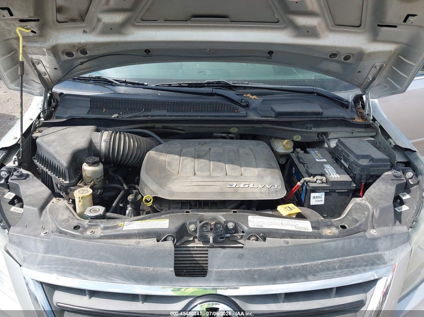 2011 Volkswagen Routan S VIN: 2V4RW4DG8BR738955 Lot: 45480347