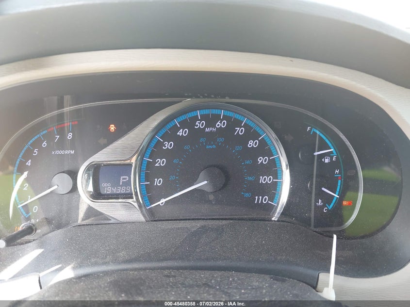 2013 TOYOTA SIENNA auction photo 7