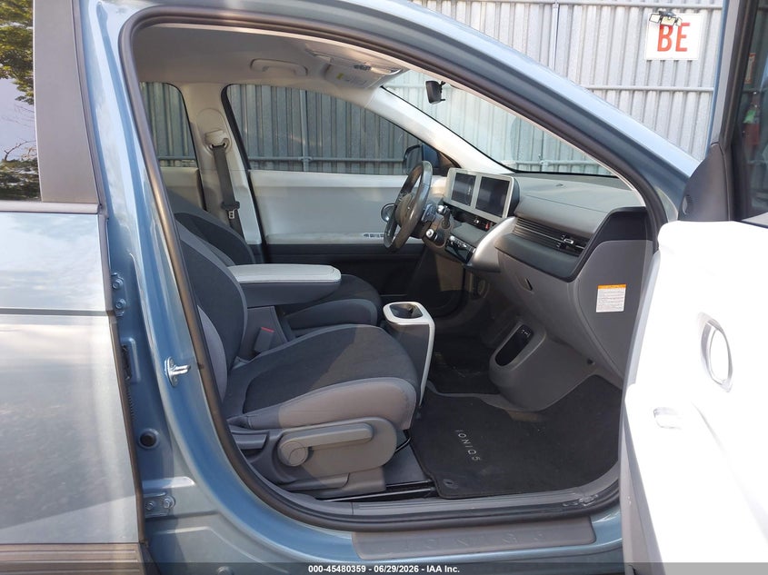2022 HYUNDAI IONIQ 5 auction photo 5