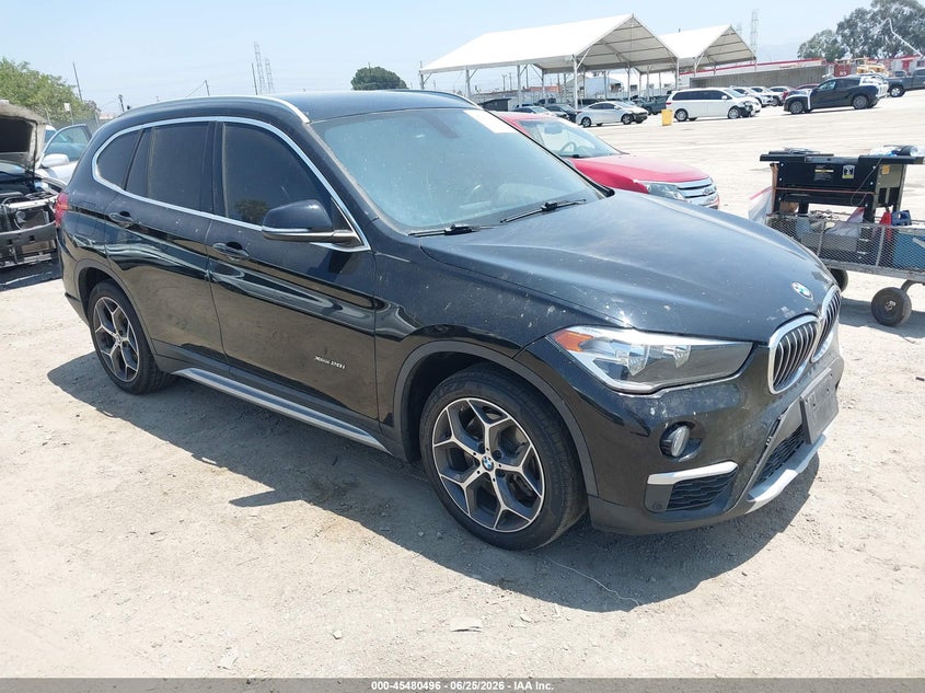 Vin: wbxht3c33h5f81581, lot: 45978670, bmw x1 xdrive28i 2017 img_1
