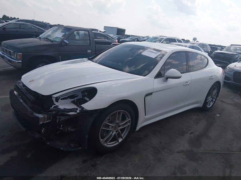 2016 PORSCHE PANAMERA auction photo 2