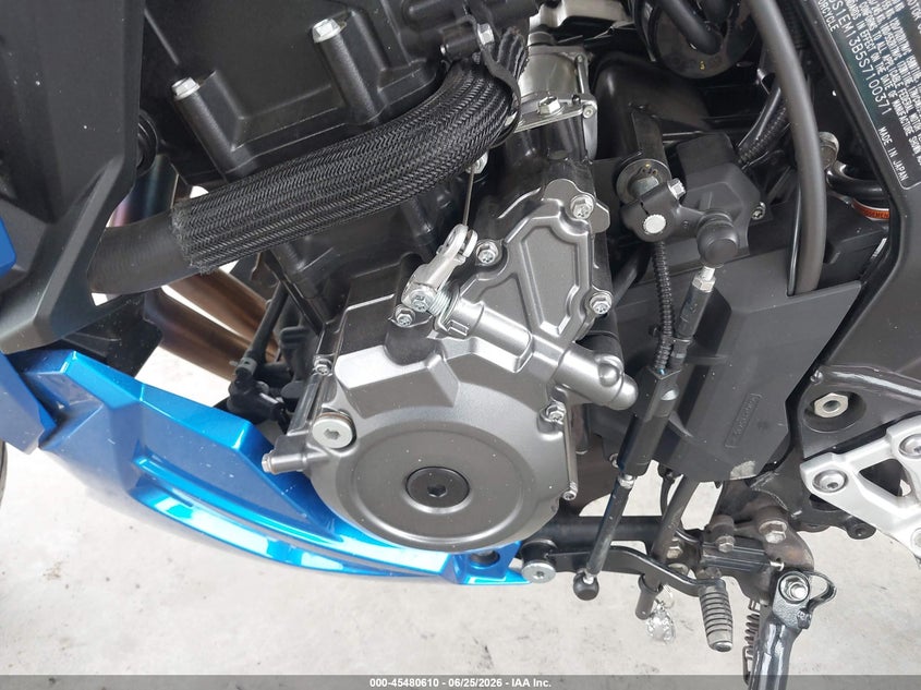 2025 Suzuki Gsx800 F VIN: JS1EM13B5S7100371 Lot: 45480610
