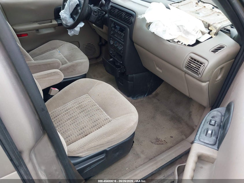 2004 CHEVROLET VENTURE auction photo 5