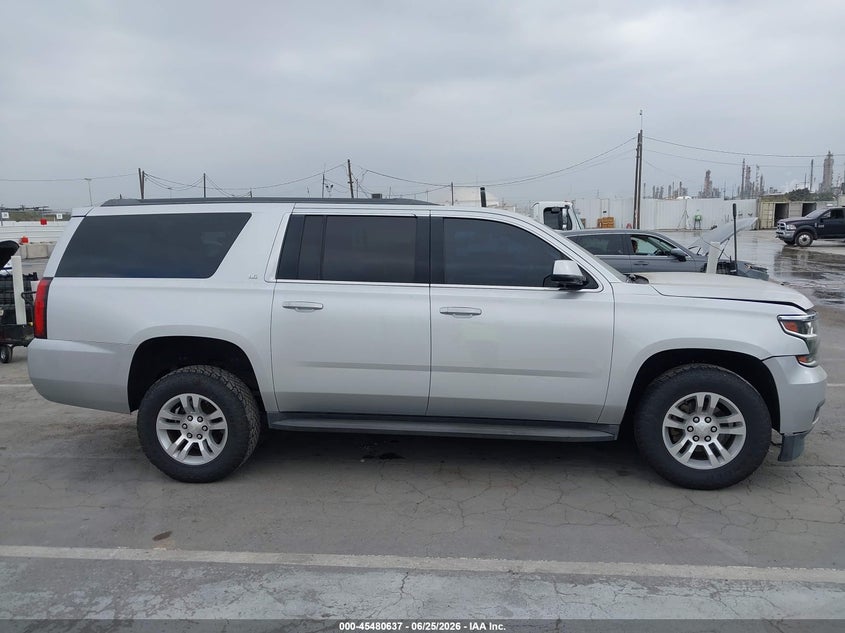 2016 CHEVROLET SUBURBAN LS — Фото 13