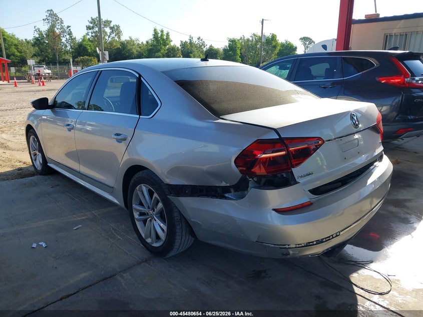 2017 VOLKSWAGEN PASSAT auction photo 3