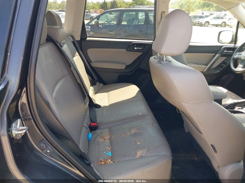 2015 SUBARU FORESTER auction photo 8