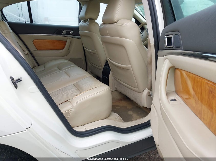 2012 LINCOLN MKS auction photo 8