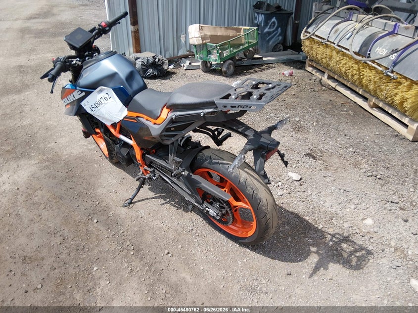 2024 KTM 390 auction photo 3