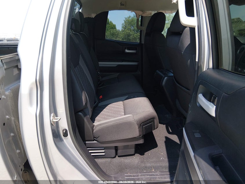 2016 TOYOTA TUNDRA auction photo 8