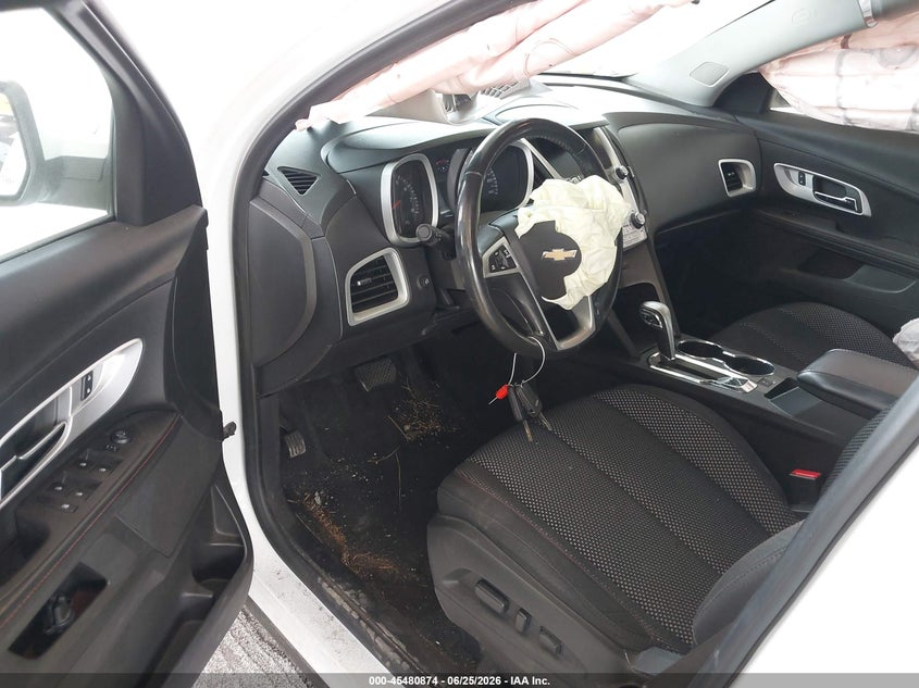 2015 CHEVROLET EQUINOX auction photo 5