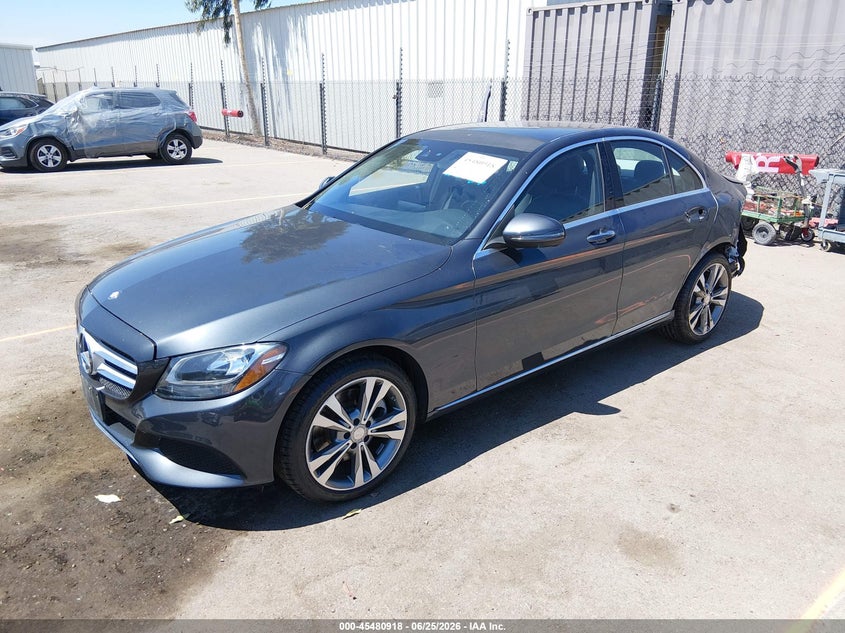 2016 Mercedes-Benz C 300 4Matic, Удар сзади, IAAI, VIN WDDWF4KB5GR144492 — фото 2
